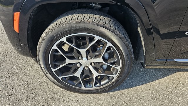 2025 Jeep Grand Cherokee Summit Reserve