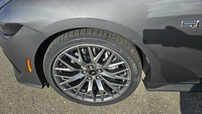 2025 Ford Mustang GT Premium Fastback