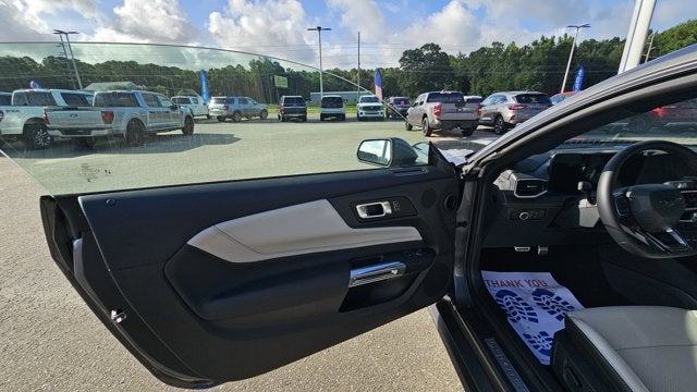 2025 Ford Mustang GT Premium Fastback