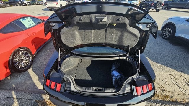 2025 Ford Mustang Dark Horse