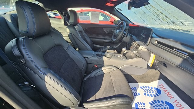 2025 Ford Mustang Dark Horse