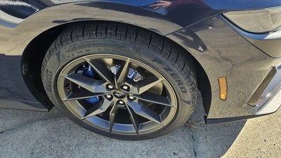 2025 Ford Mustang Dark Horse