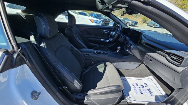 2025 Ford Mustang BASE