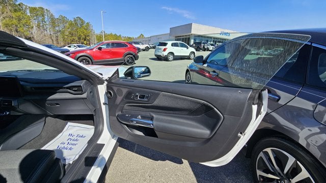 2025 Ford Mustang BASE