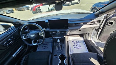 2025 Ford Mustang BASE