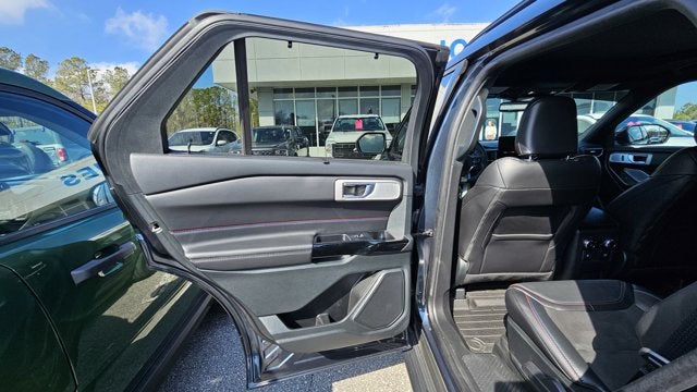 2024 Ford Explorer ST