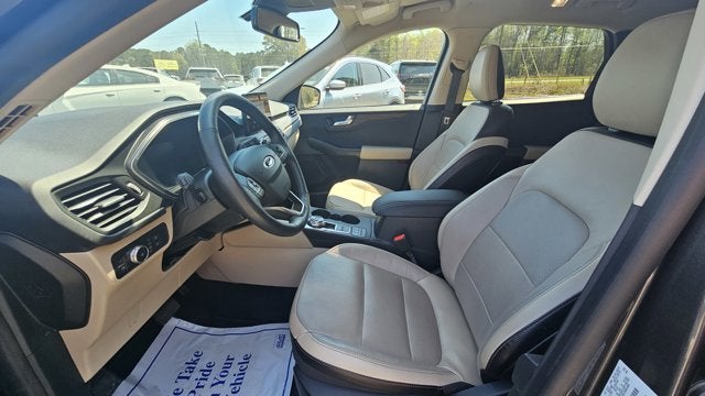 2020 Ford Escape Titanium Hybrid