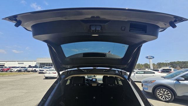 2020 Ford Escape Titanium Hybrid
