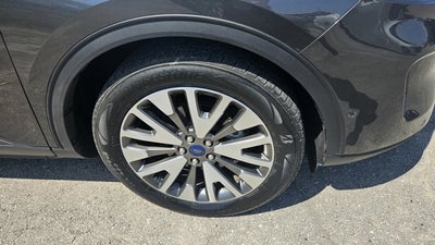 2020 Ford Escape Titanium Hybrid