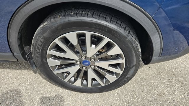 2020 Ford Escape Titanium Hybrid