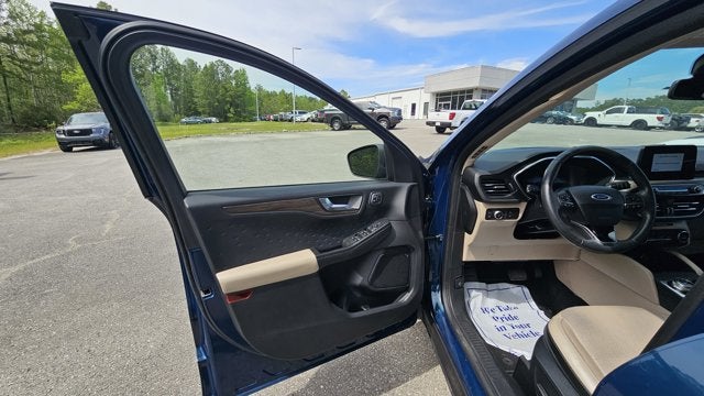 2020 Ford Escape Titanium Hybrid