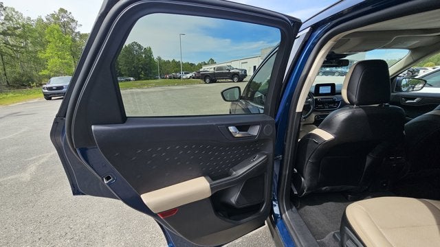 2020 Ford Escape Titanium Hybrid