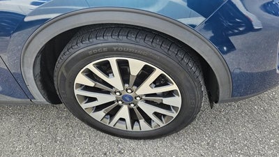2020 Ford Escape Titanium Hybrid