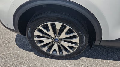 2020 Ford Escape Titanium Hybrid