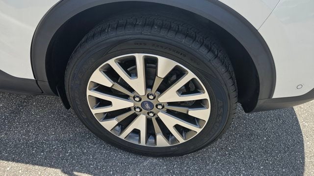 2020 Ford Escape Titanium Hybrid