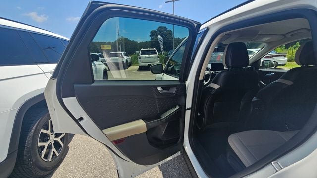 2020 Ford Escape Titanium Hybrid