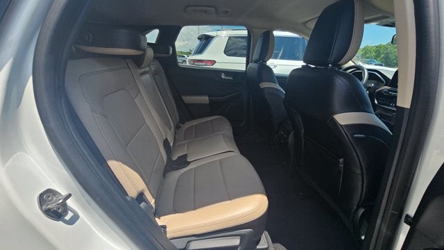 2020 Ford Escape Titanium Hybrid