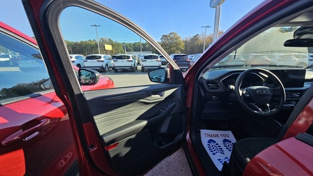 2025 Ford Escape Active