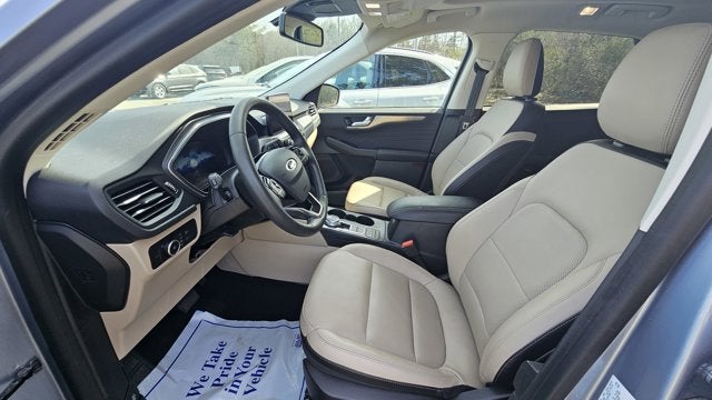 2022 Ford Escape Titanium