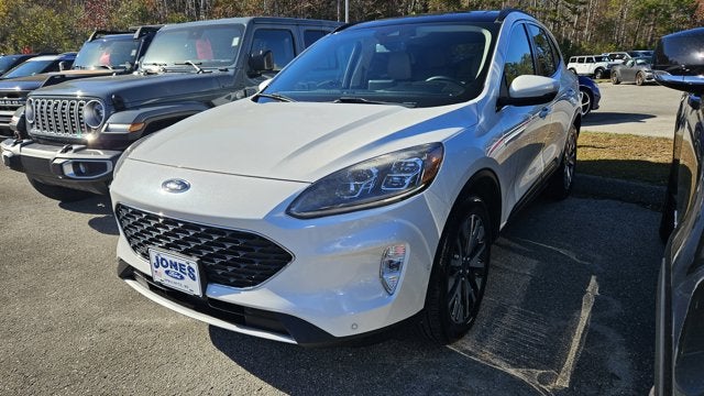 2020 Ford Escape Titanium