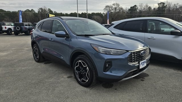 2026 Ford Escape Platinum