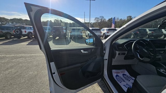 2026 Ford Escape Platinum