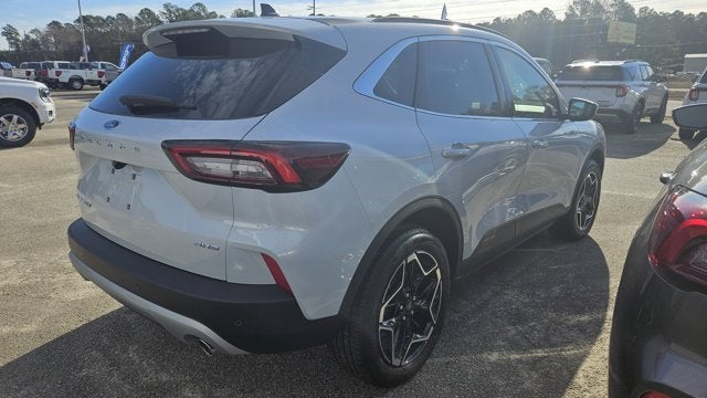 2026 Ford Escape Platinum