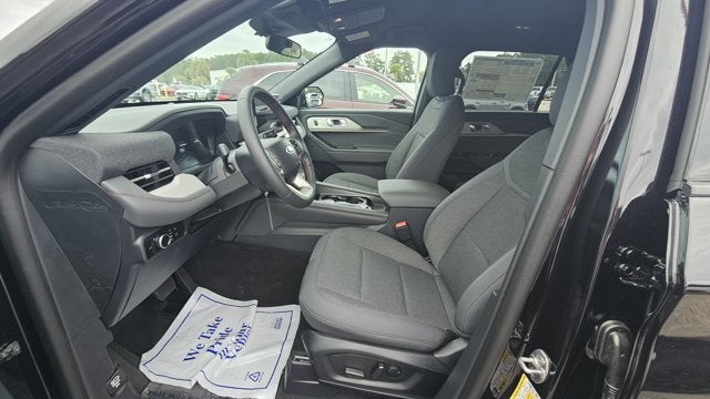 2027 Ford Explorer Active w/200A Pkg