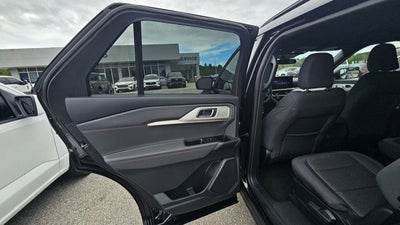 2027 Ford Explorer Active w/200A Pkg