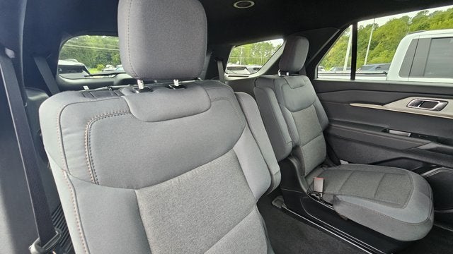 2027 Ford Explorer Active w/200A Pkg