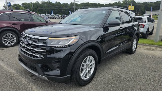 2027 Ford Explorer Active w/200A Pkg