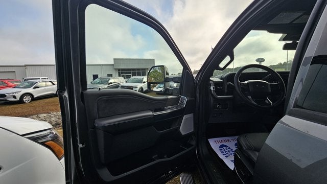 2026 Ford Super Duty F-350 SRW F-350® Platinum®