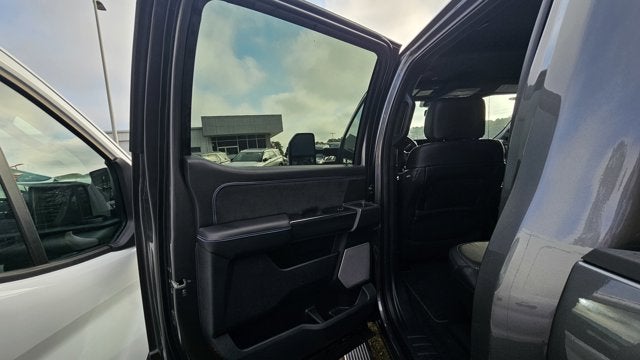 2026 Ford Super Duty F-350 SRW F-350® Platinum®