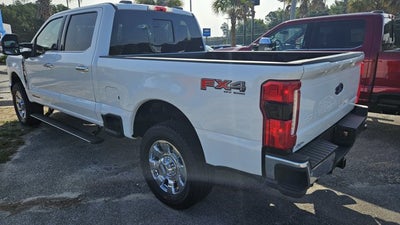 2026 Ford Super Duty F-350 SRW LARIAT