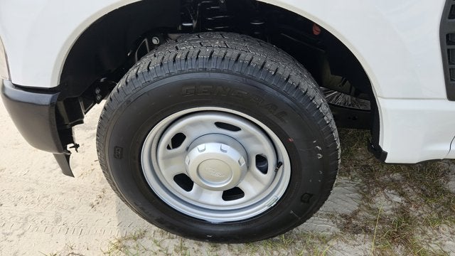 2025 Ford Super Duty F-350 SRW XL