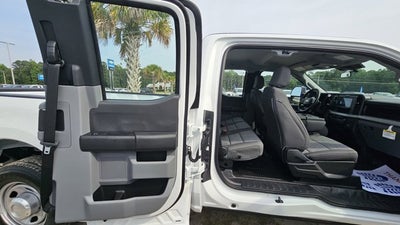 2025 Ford Super Duty F-350 SRW XL