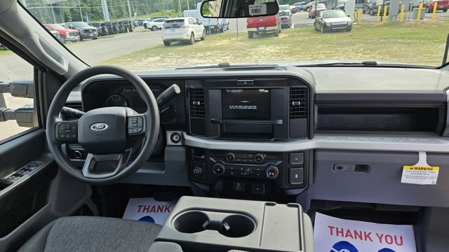 2025 Ford Super Duty F-350 SRW XL