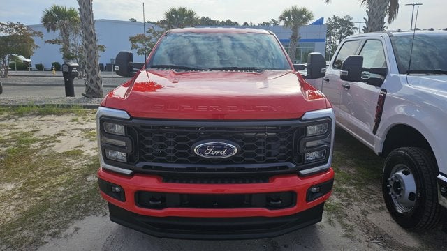 2025 Ford Super Duty F-350 SRW XL