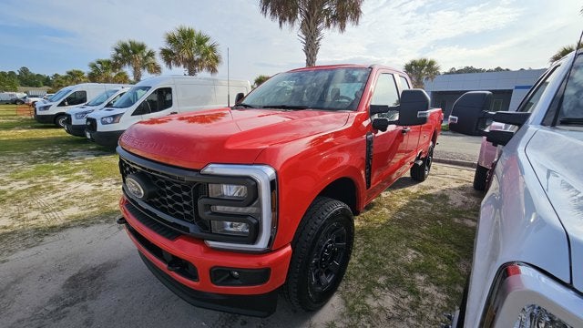 2025 Ford Super Duty F-350 SRW XL