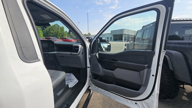 2023 Ford F-150 Base