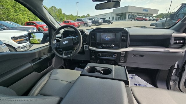 2023 Ford F-150 Base