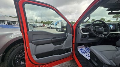 2025 Ford Super Duty F-350 SRW XL