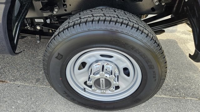 2025 Ford Super Duty F-350 SRW XL