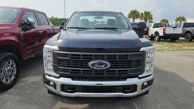 2025 Ford Super Duty F-350 SRW XL