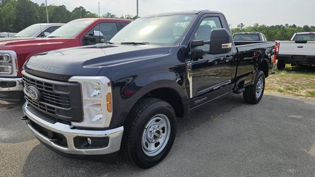 2025 Ford Super Duty F-350 SRW XL