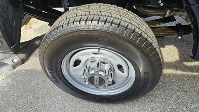 2025 Ford Super Duty F-350 SRW XL