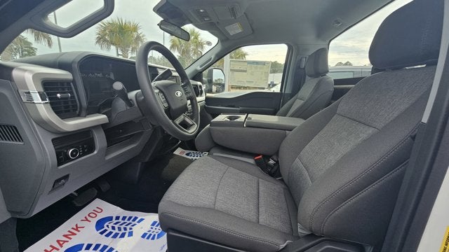 2025 Ford Super Duty F-350 SRW XL