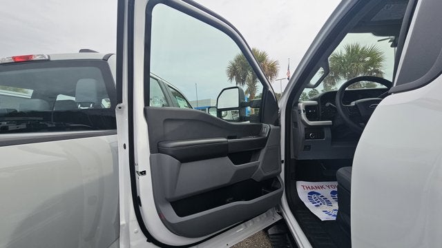 2025 Ford Super Duty F-350 SRW XL