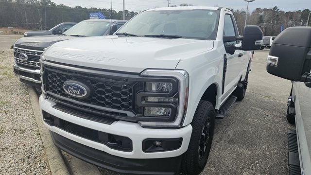 2025 Ford Super Duty F-350 SRW XL