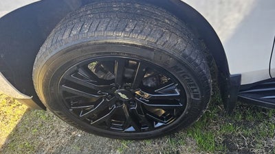 2022 Chevrolet Suburban RST